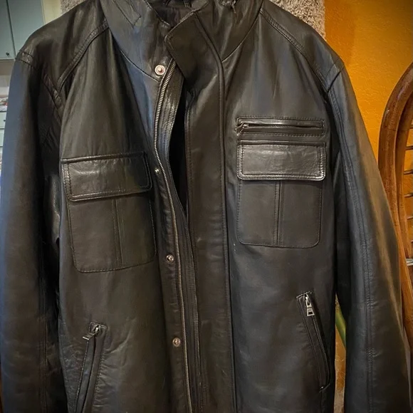 Men’s IZOD Leather Black, size 42